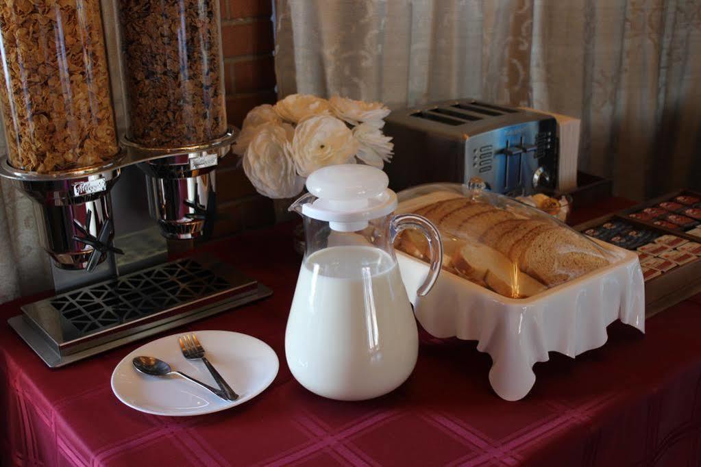 Lagana Hotel Lanigan Екстер'єр фото